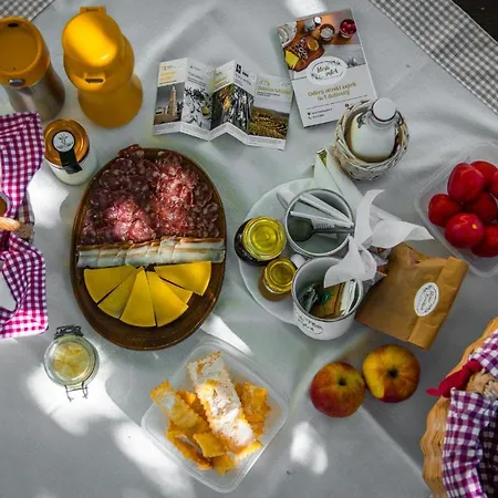 Πανσιόν Istria Truške